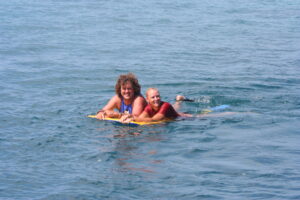 Tandem bodyboard for close friends